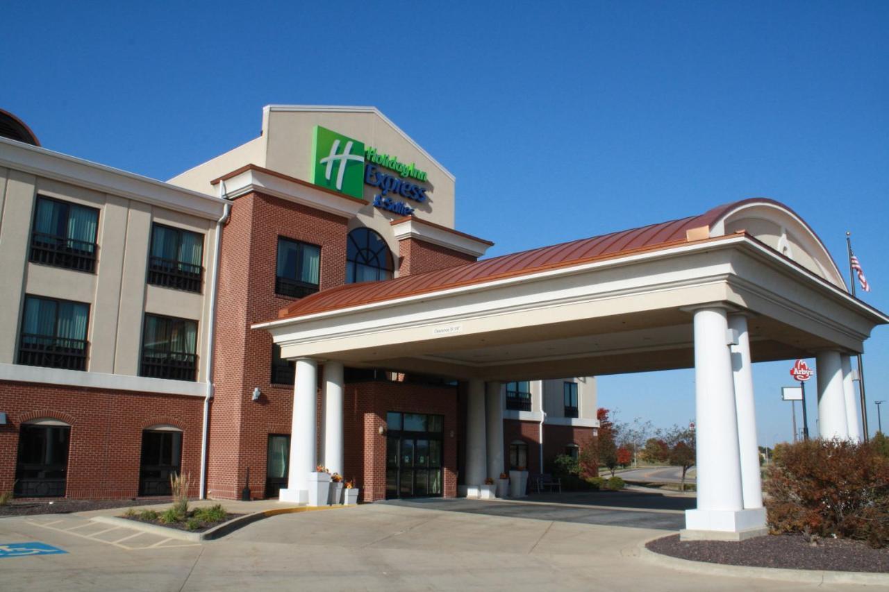 Holiday Inn Express & Suites Morton Peoria Area, An Ihg Hotel Exterior photo