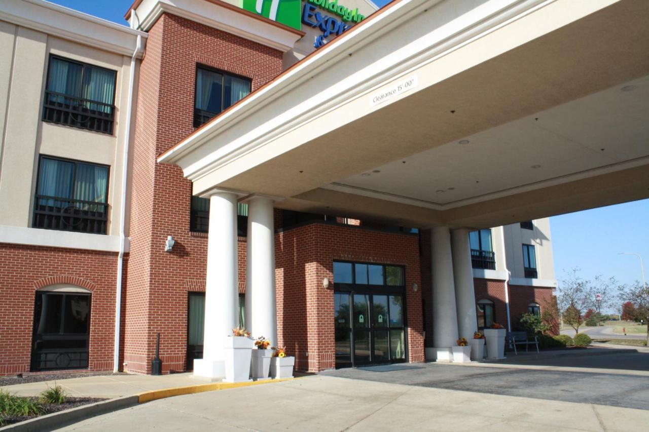 Holiday Inn Express & Suites Morton Peoria Area, An Ihg Hotel Exterior photo